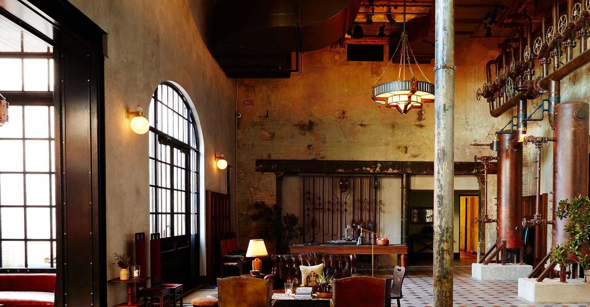Hotel Emma Lobby