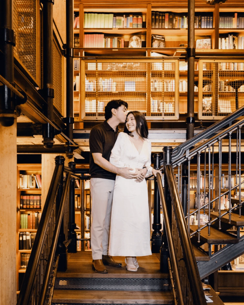 Emily & Christian - Stairs
